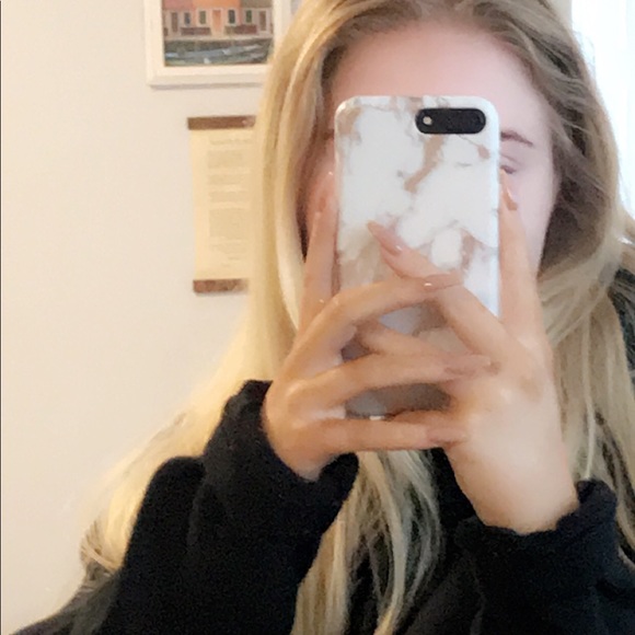 Meet your Posher, Madelyn - Picture 1 of 1